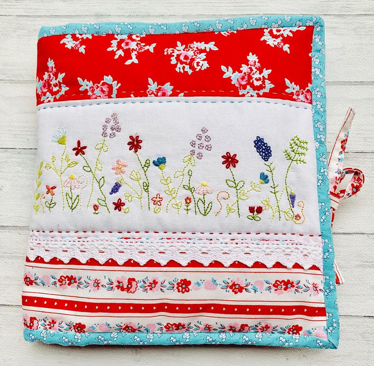 Introducing the Simple Sewing Folder - Molly and Mama