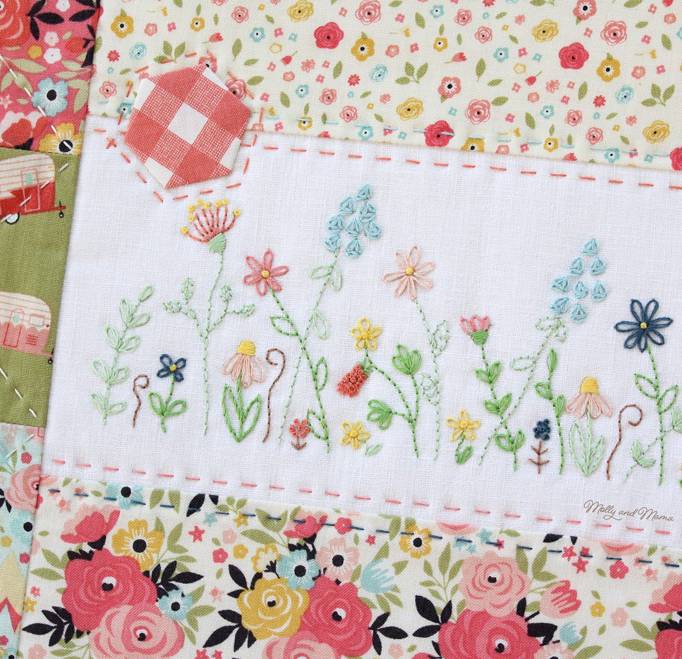 A Simple Sewing Folder in Cute Camper Fabric - Molly and Mama
