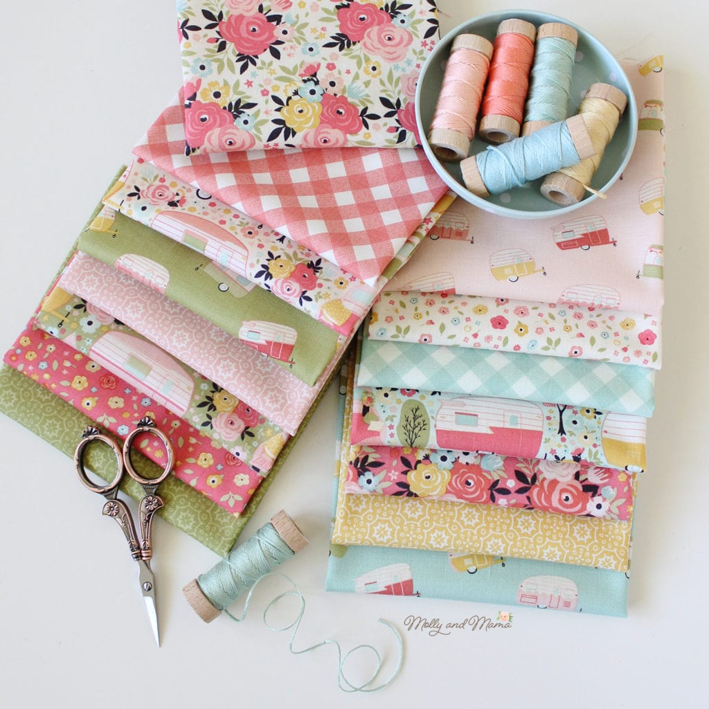 A Simple Sewing Folder in Cute Camper Fabric - Molly and Mama